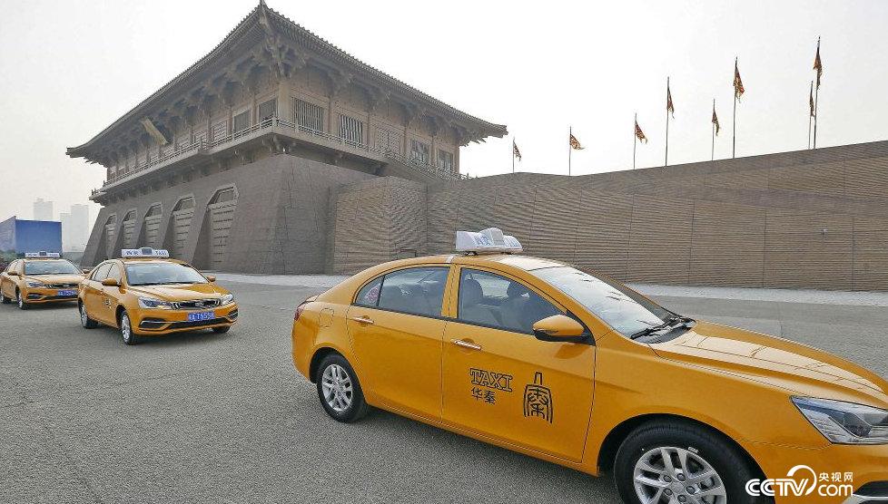 On December 20, the first batch of 60 methanol taxis in Xi'an was unveiled as a whole. Image source: Visual China