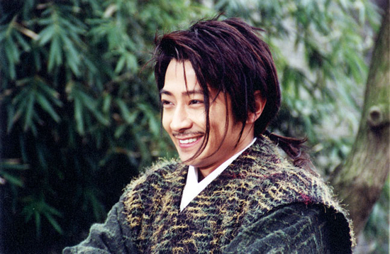 Sun Yaowei's version of Lu Xiaofeng also had messy hair.